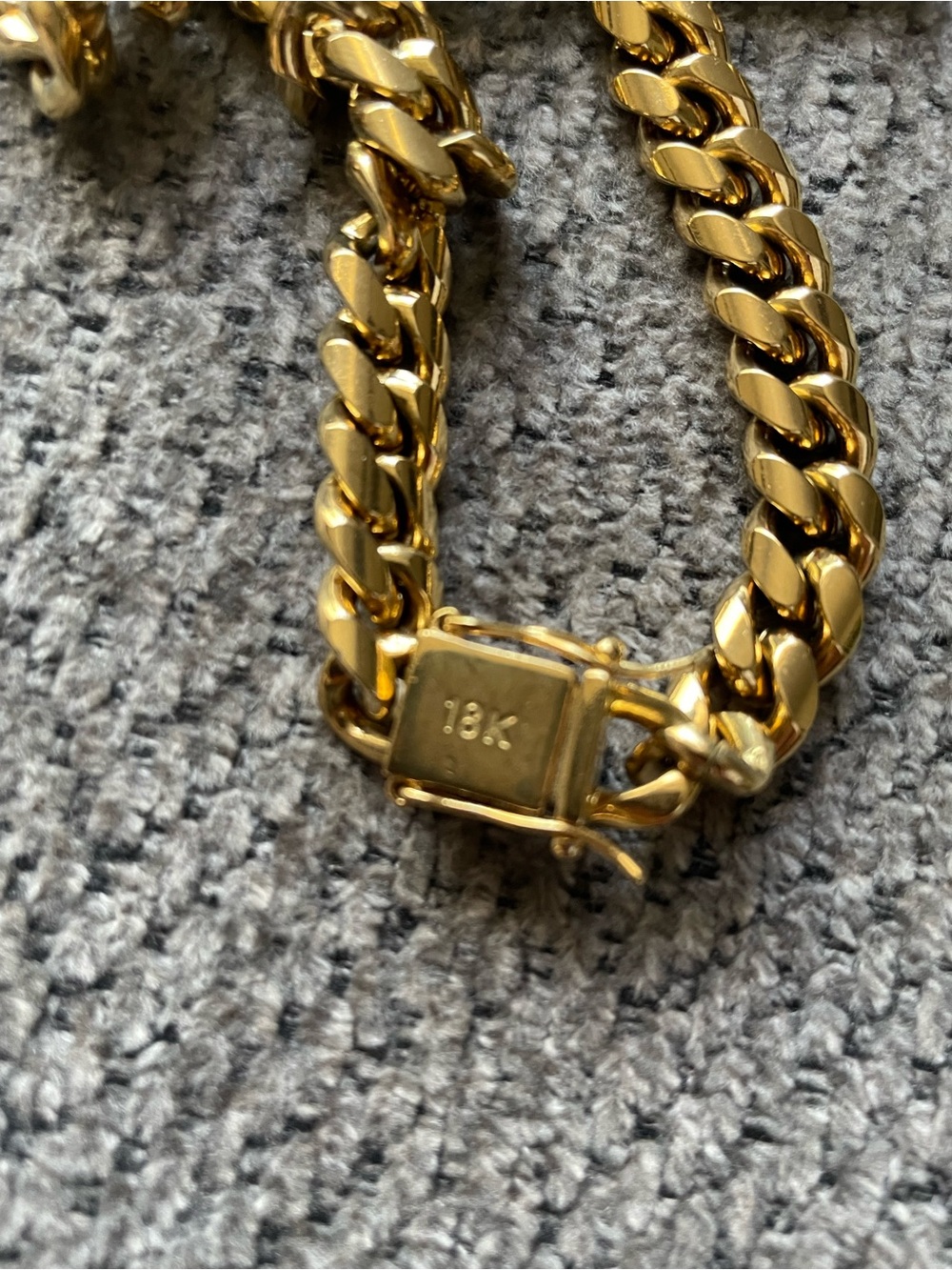 Men’s Miami Cuban link chain 18k gold plated